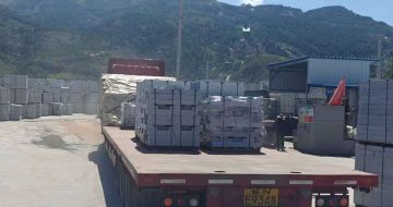 钦州 芝麻白仿形路沿石，直形路沿石