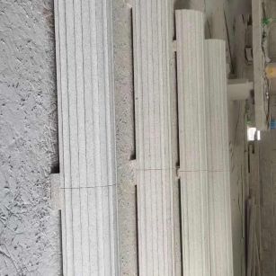 钦州 花岗岩厂家带你看白麻花岗岩门楼大柱柱皮