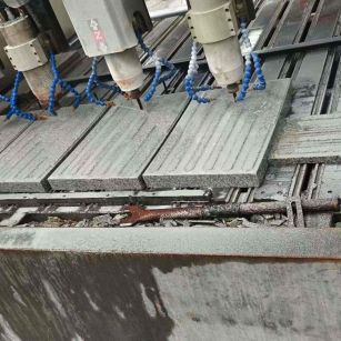 钦州 芝麻白花岗岩荔枝面盲道雕刻