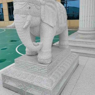 钦州 白麻花岗岩动物异形石雕-大象