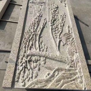 钦州 黄金麻雕刻板浮雕迎客松