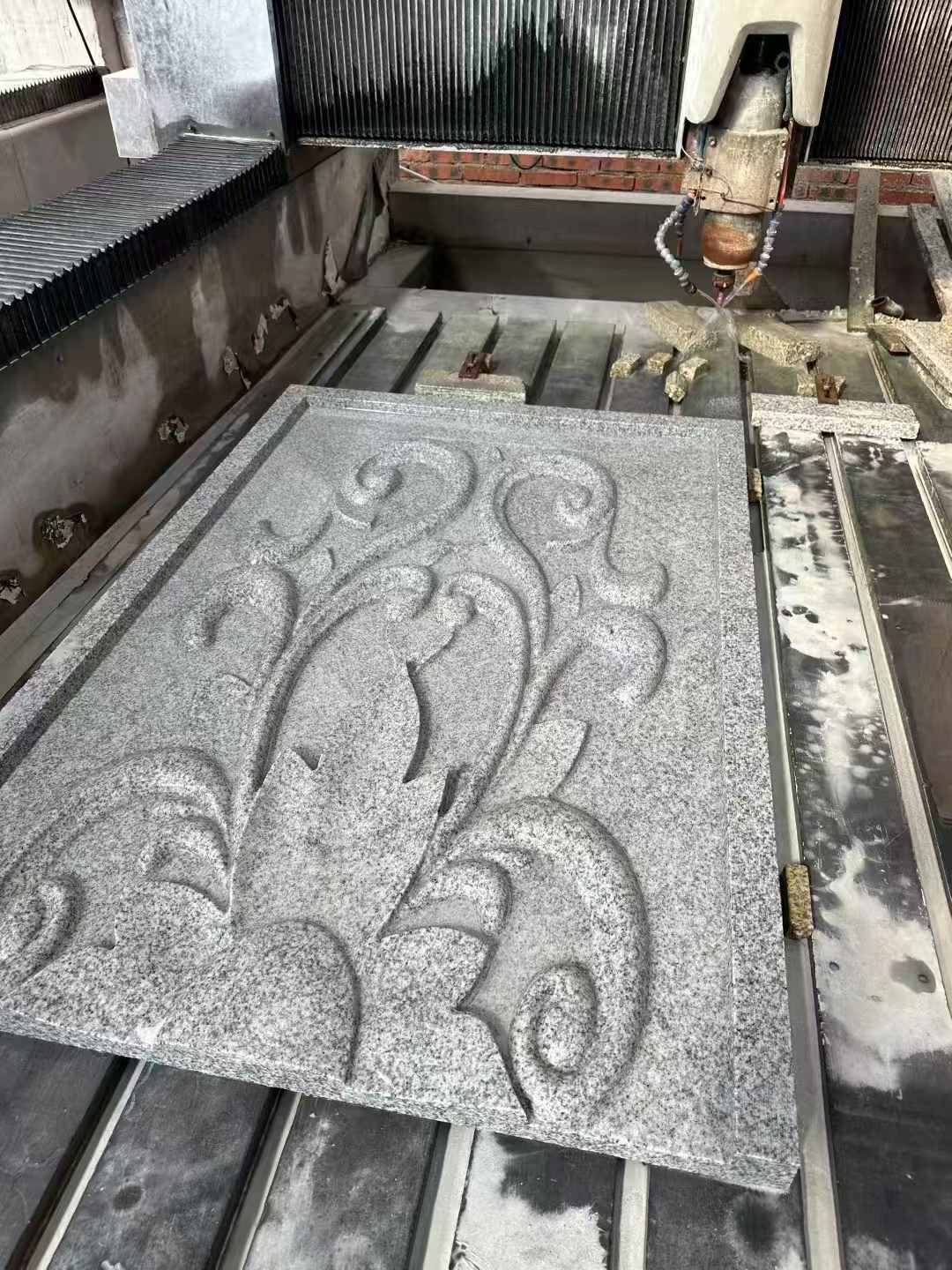 钦州 白麻别墅干挂雕花板