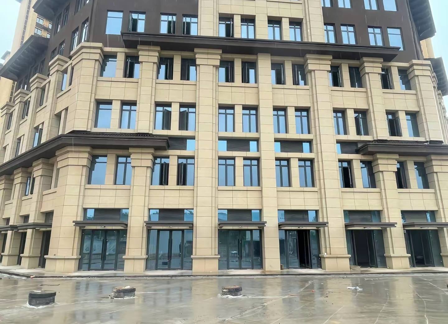 钦州 黄金麻花岗岩荔枝面小区外墙干挂