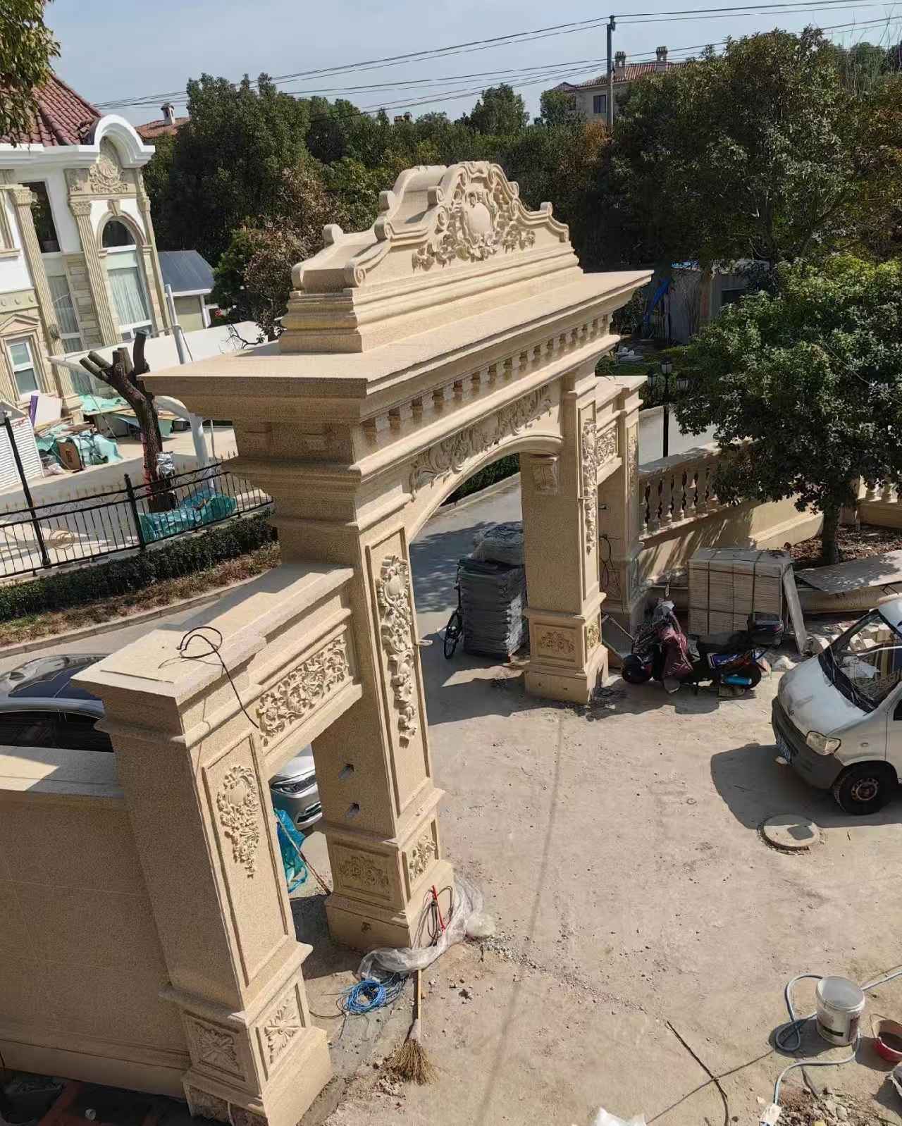 钦州 黄金麻荔枝面花岗岩别墅门楼