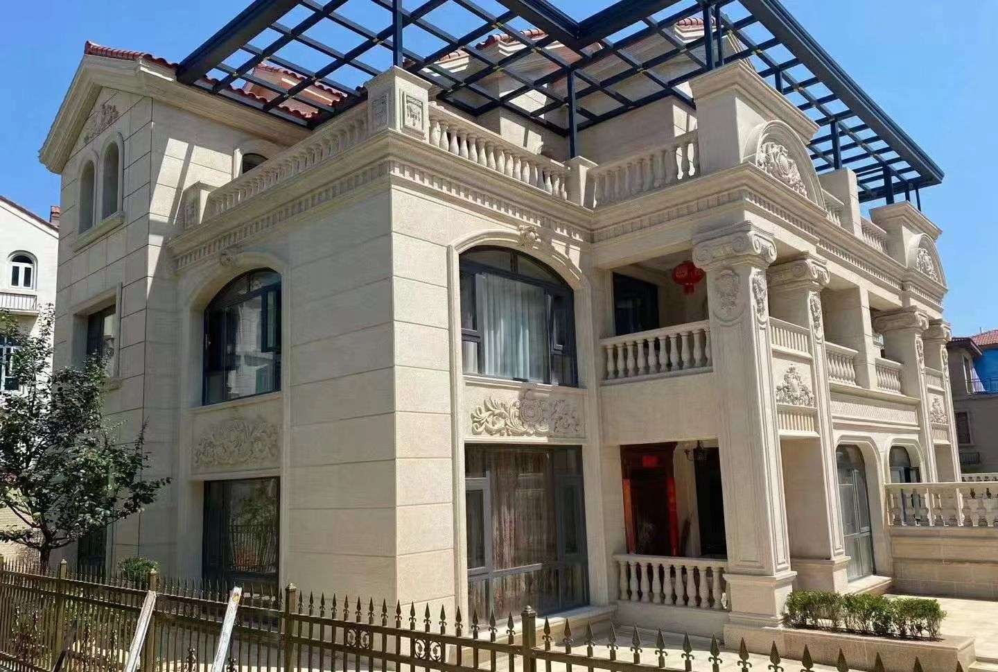 钦州 黄金麻花岗岩荔枝面别墅外墙干挂