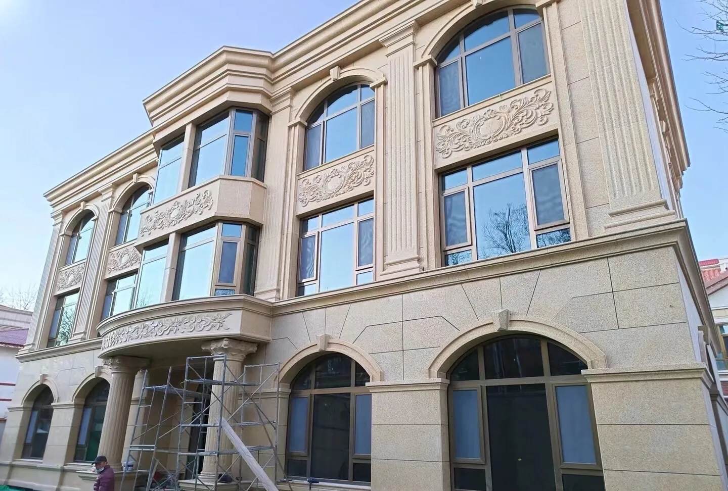 钦州 黄金麻花岗岩别墅外墙干挂