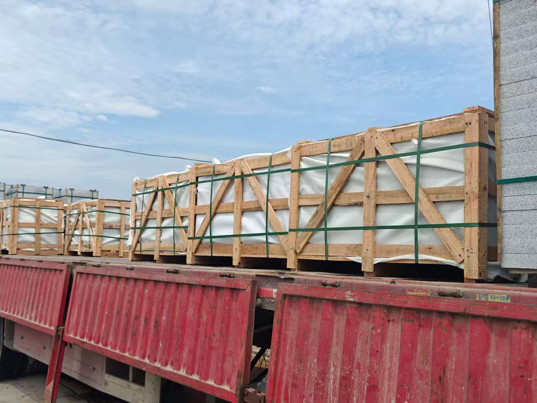 钦州 芝麻白花岗岩地铺石出口专车-泰国游