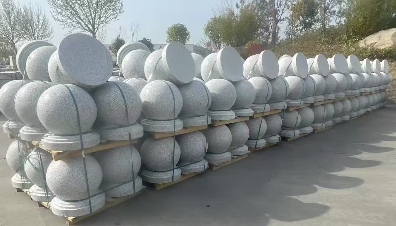 钦州 白麻花岗岩石材圆球，石球，挡车球，隔离球，景观石球，风水球等