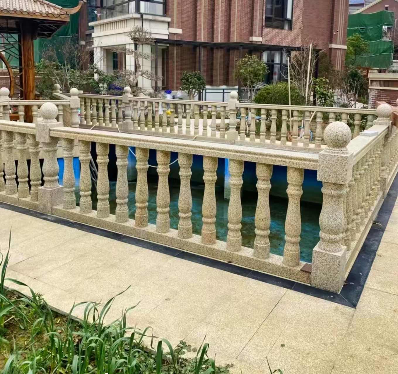 钦州黄金麻花岗岩石材栏杆，扶手，将军柱，花瓶柱