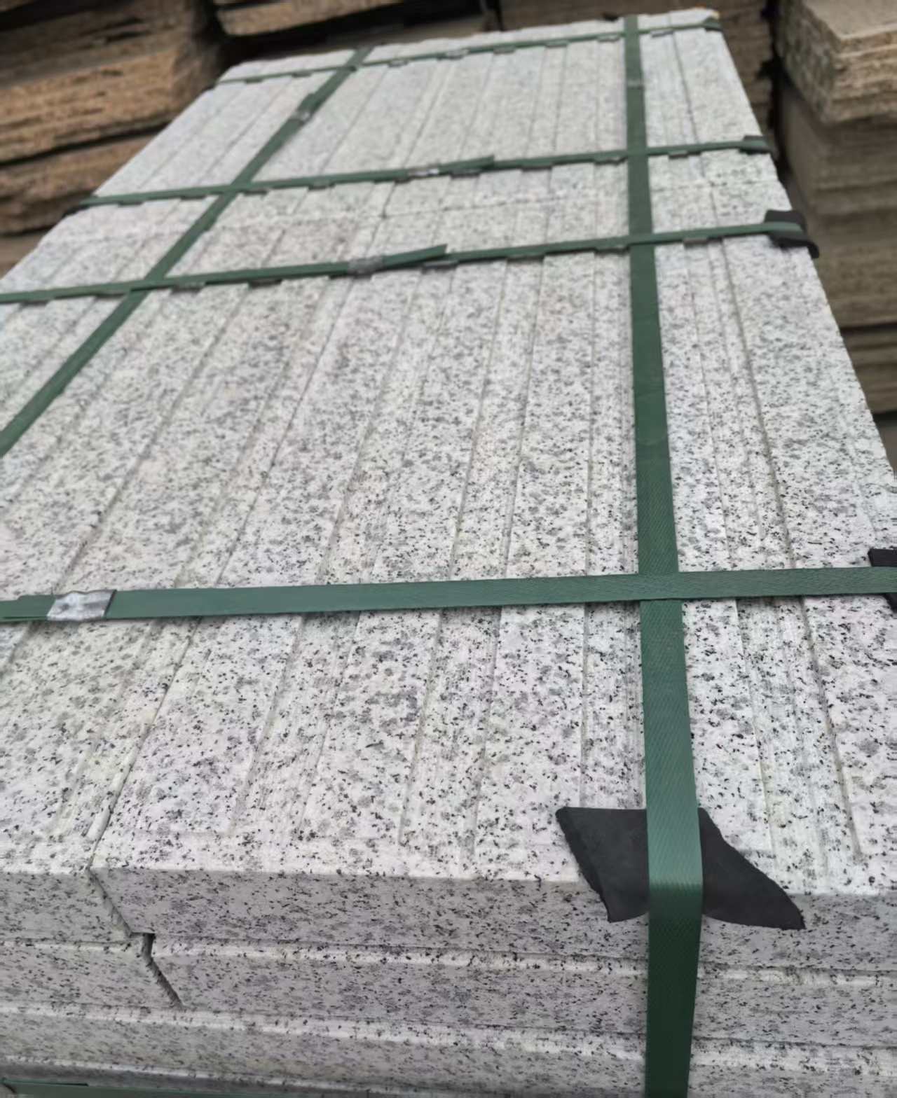 钦州 白麻花岗岩直行盲道石，盲条，地铺石