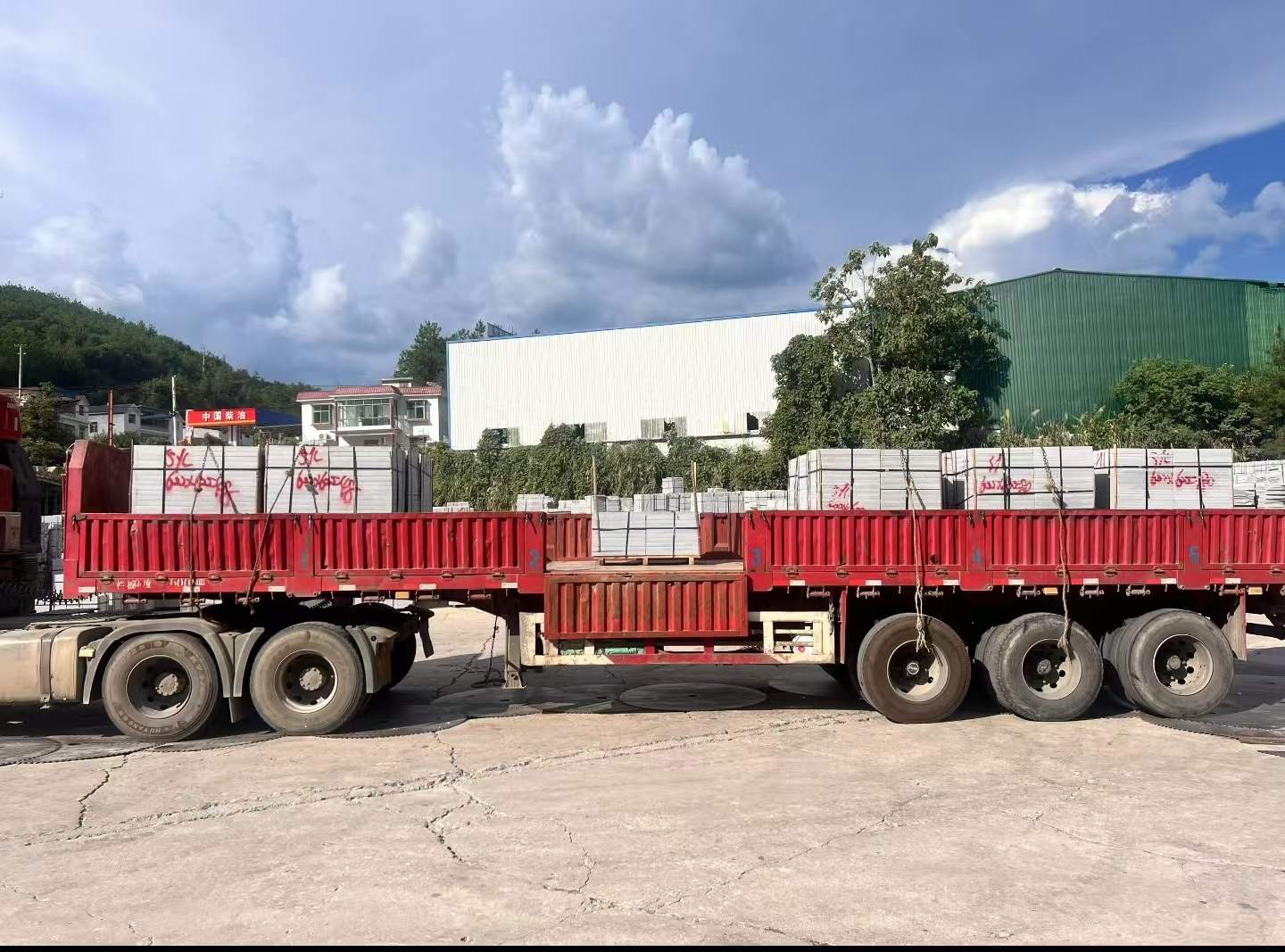 钦州 芝麻灰花岗岩地铺石出货日常